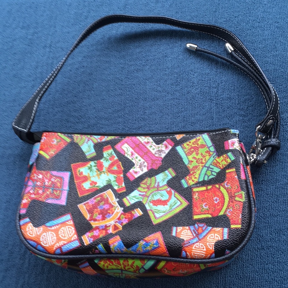 Sydney Love Purse Colorful T-Shirts
